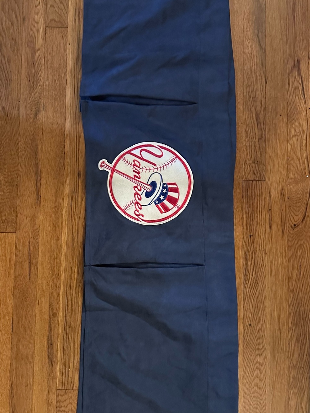 2 New York Yankees window valance